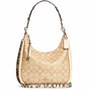 NWT COACH Jules Hobo In Signature Canvas $450 C9191